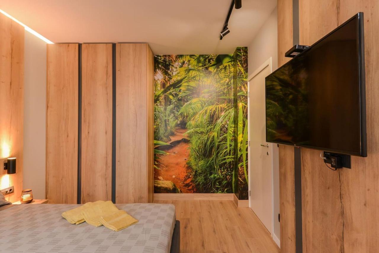 Urban Eden - Lux & Style, 2-Bedroom, 2-Bathroom Apartment
