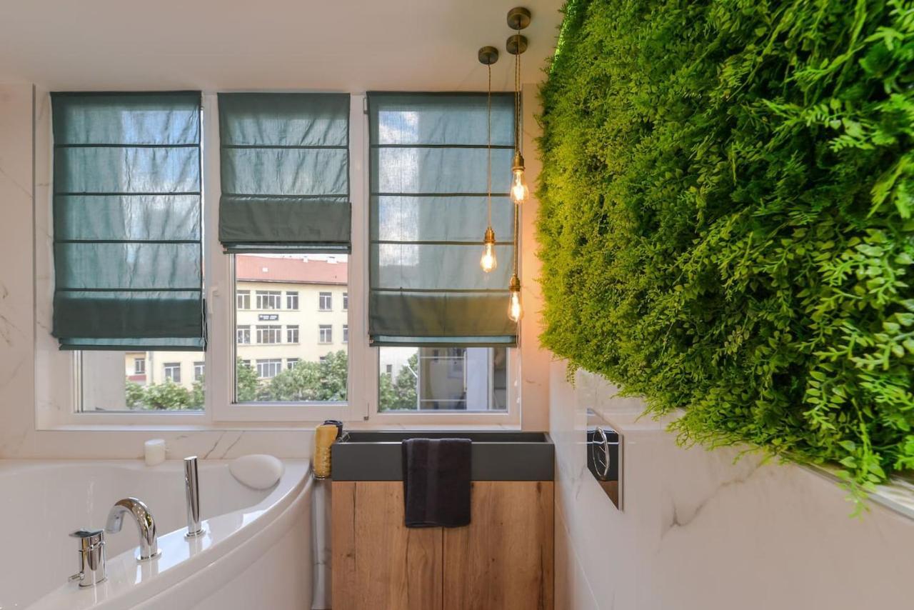 Apartment Urban Eden - Lux & Style, 2-Bedroom, 2-Bathroom *